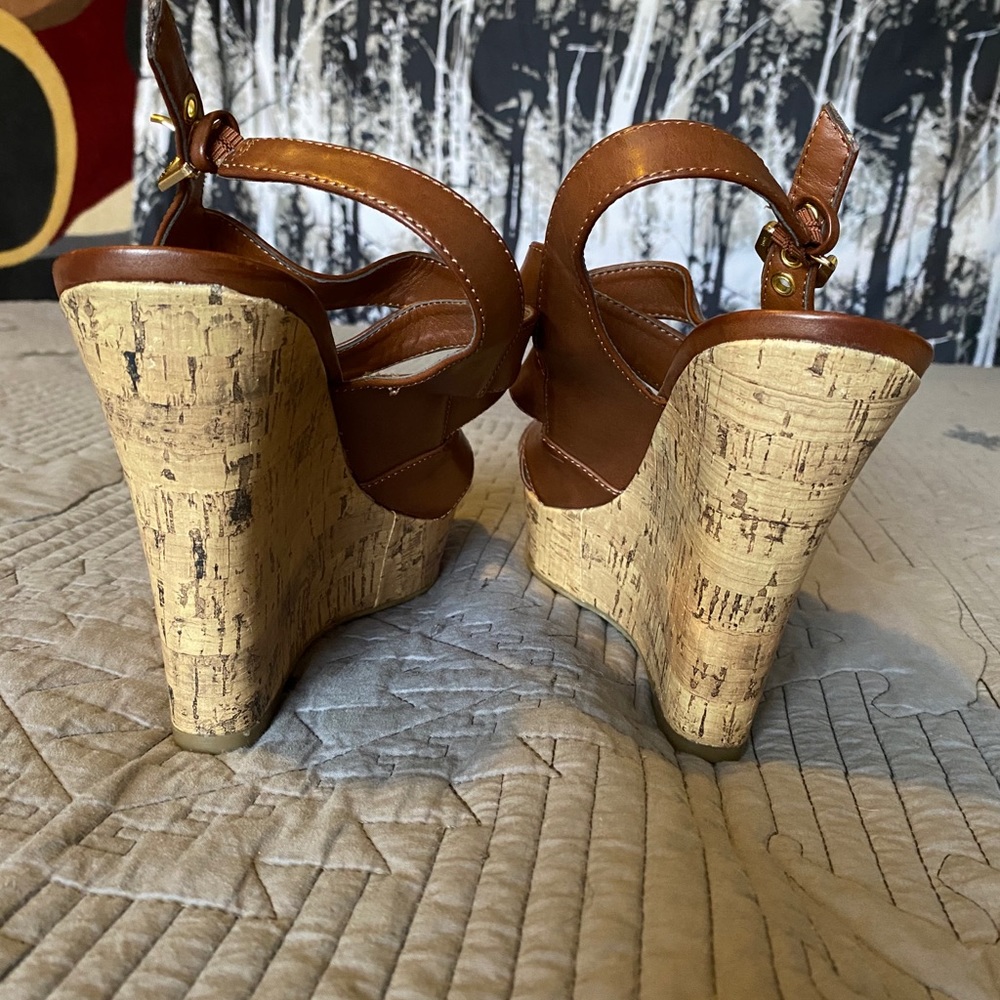 Guess Platform Shoes View 3